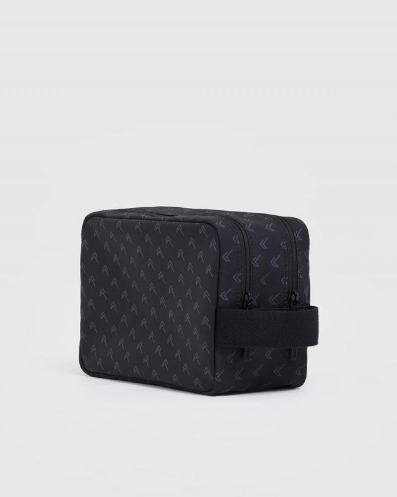 Oner Active Large Monogram Accessories Sort | 678-VPZGTJ